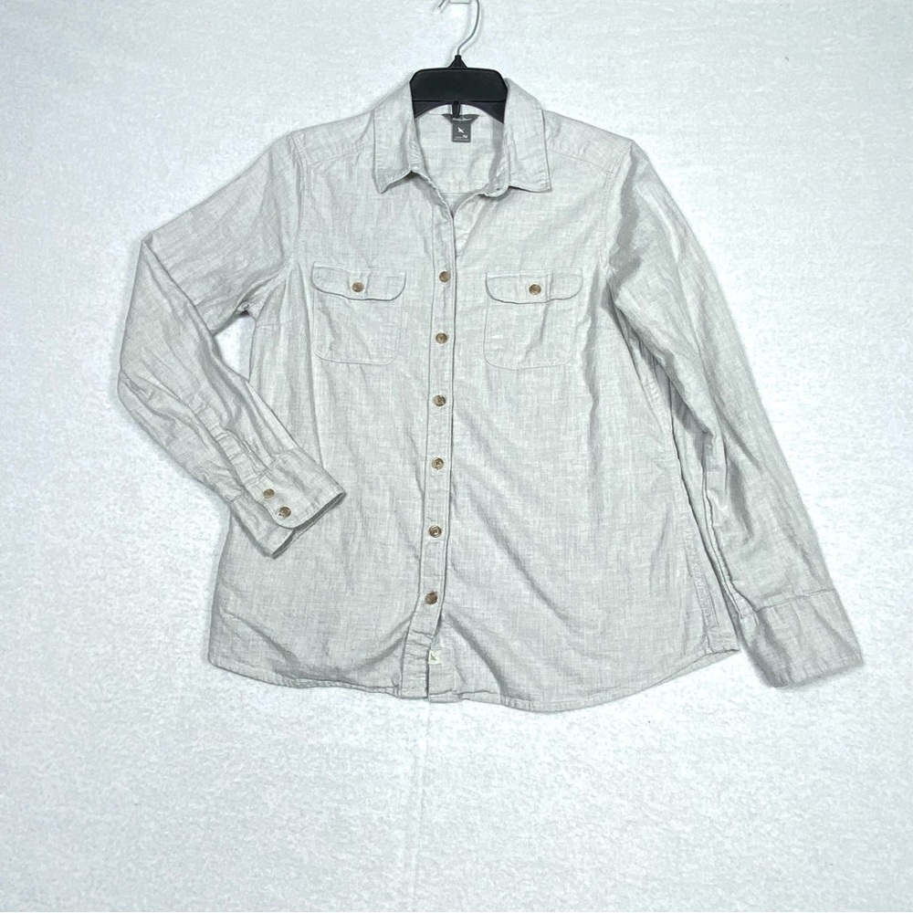 Eddie Bauer Button Down Shirt Womens PM Gray Collared Long Sleeve Pockets Casual - Picture 1 of 16